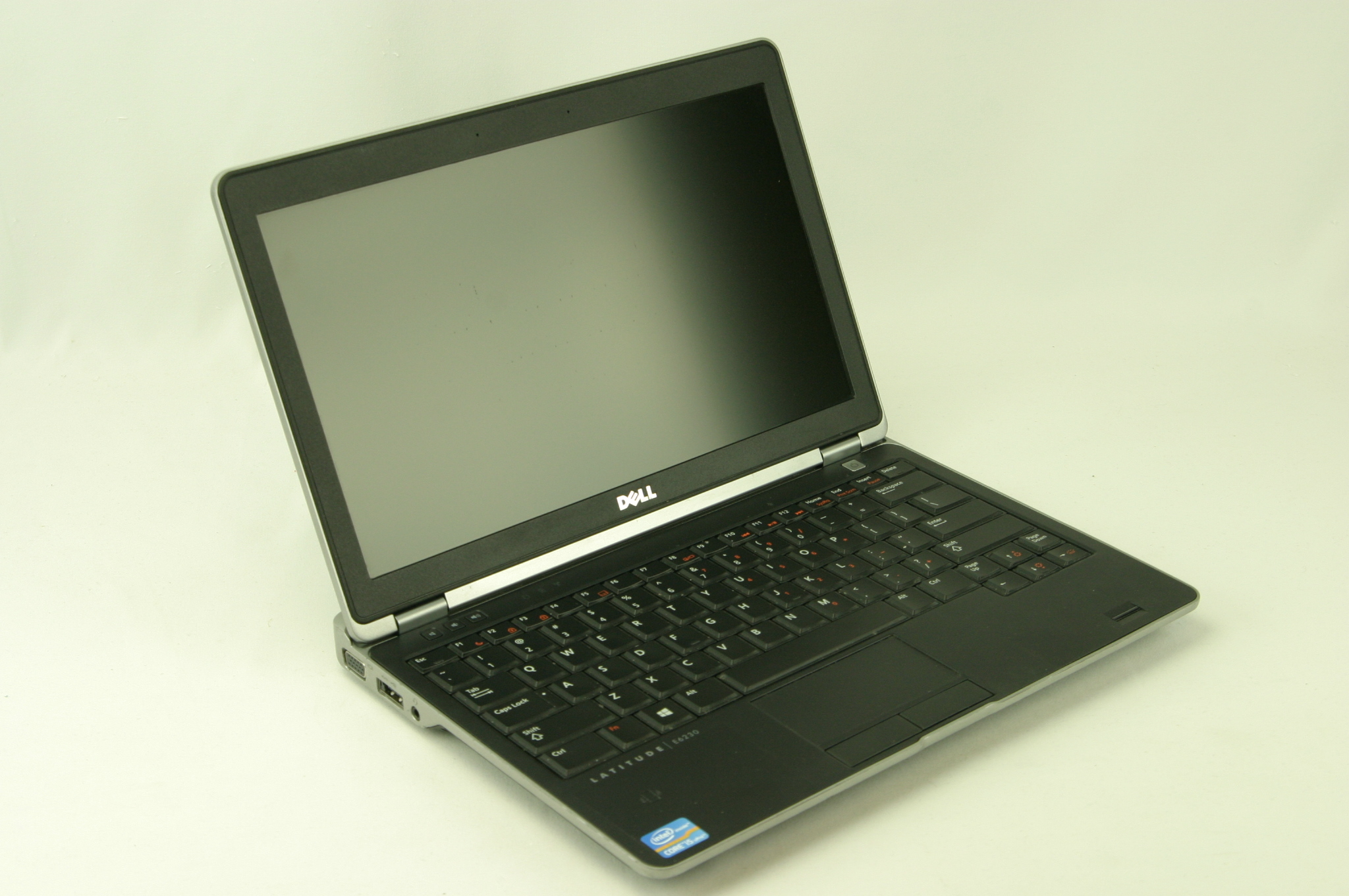 Dell Latitude E6230 laptop
12.5 LCD
i5-3340M 2.7Ghz cpu
8Gb DDR3 RAM
256Gb SSD
Backlit keyboard
Windows 10 Pro 64bit
(no optical drive)
sku: GDZYKX1